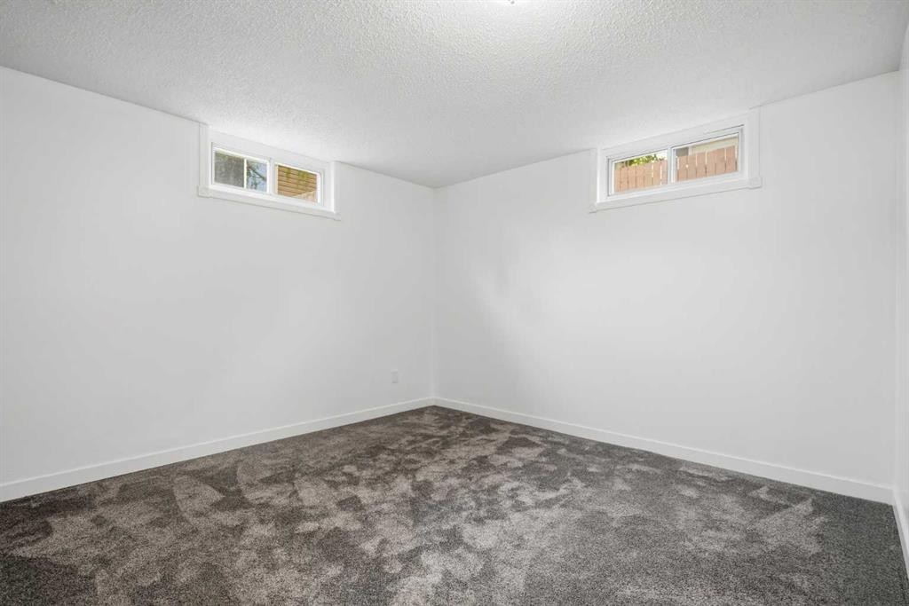 1040 16 Street Ne, Calgary, AB
