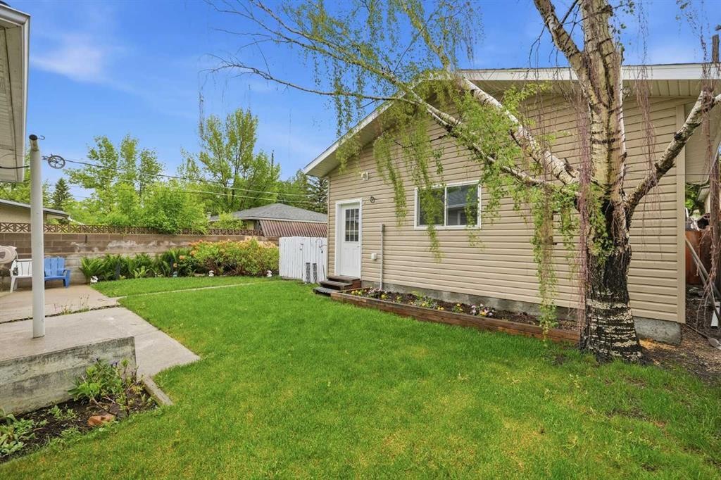 1040 16 Street Ne, Calgary, AB