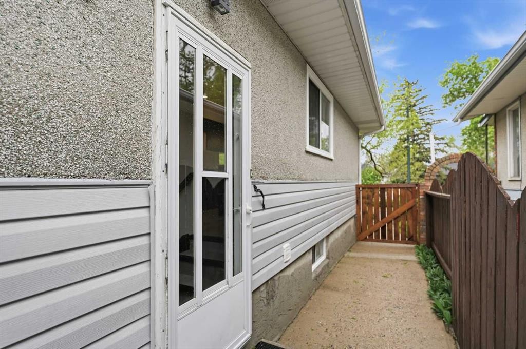 1040 16 Street Ne, Calgary, AB
