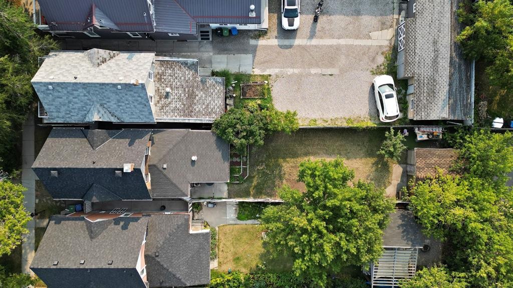 447 Marsh Road Ne, Calgary, AB - Outdoor