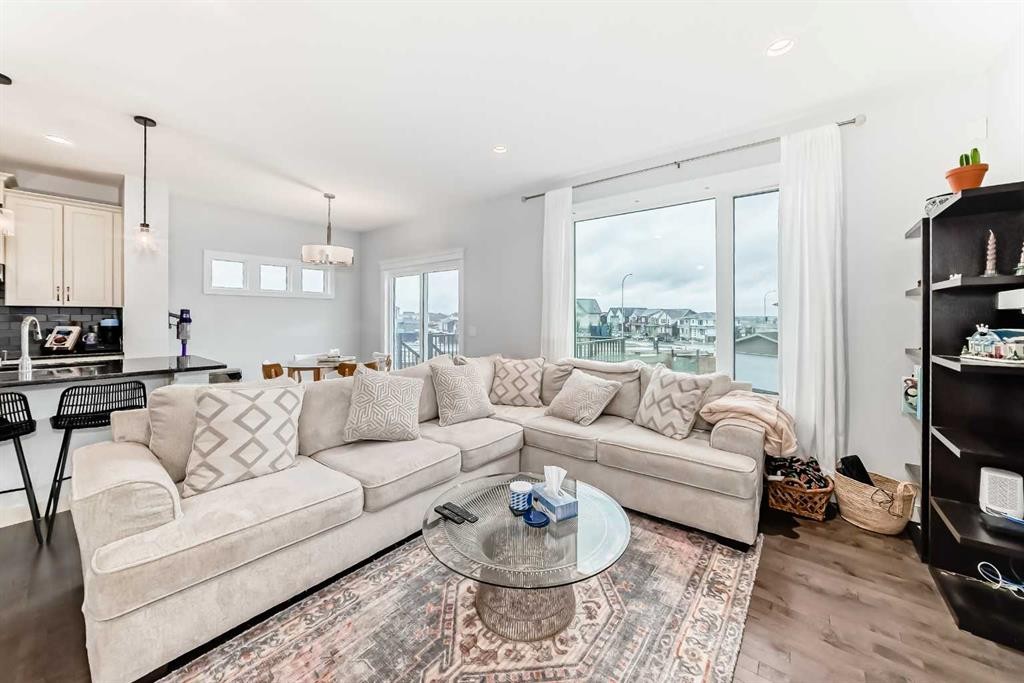51 Evanscrest Way Nw, Calgary, AB - Indoor Photo Showing Living Room With Fireplace