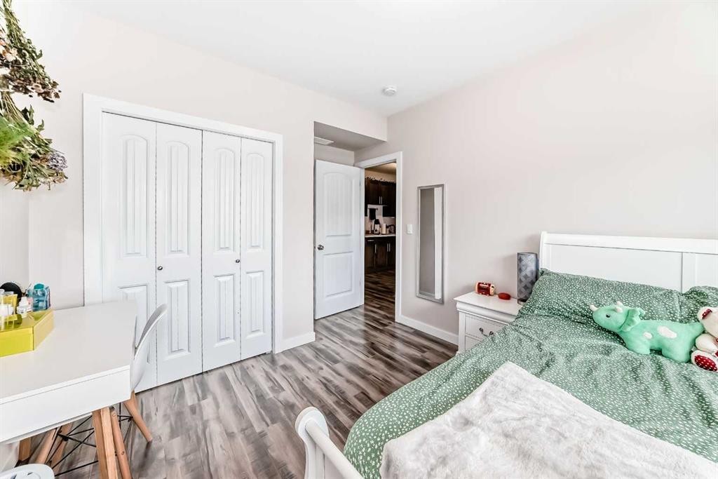 51 Evanscrest Way Nw, Calgary, AB - Indoor Photo Showing Laundry Room