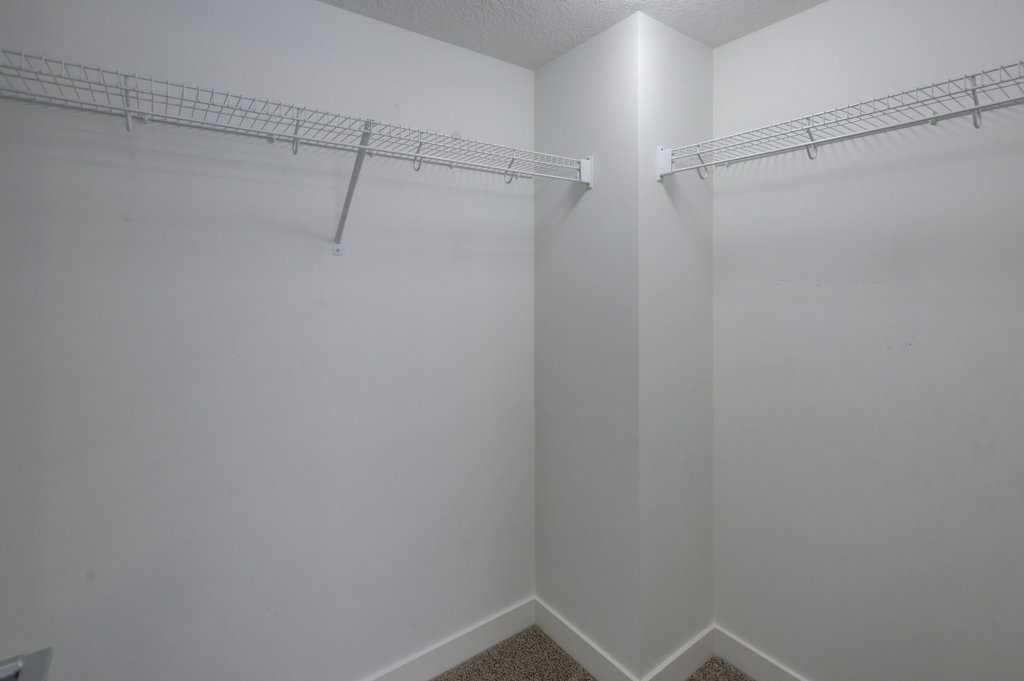 28 Evanscrest Gardens Nw, Calgary, AB
