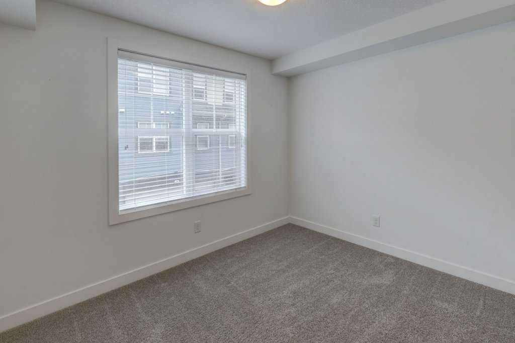 28 Evanscrest Gardens Nw, Calgary, AB