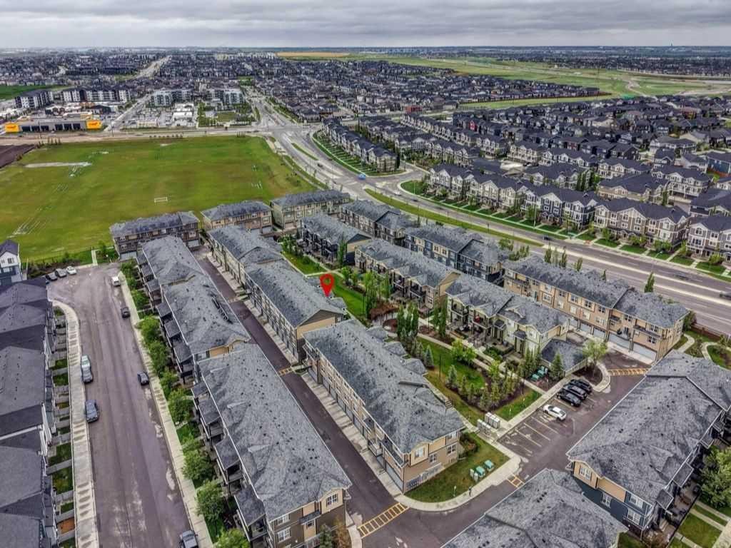 28 Evanscrest Gardens Nw, Calgary, AB