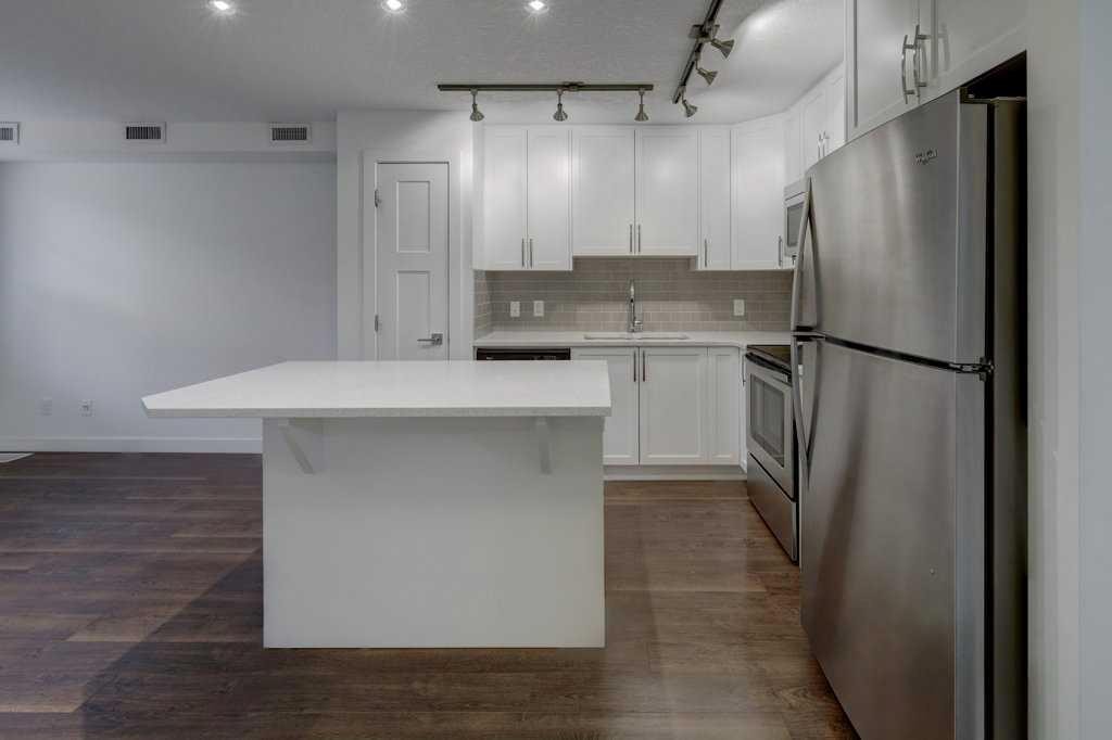 28 Evanscrest Gardens Nw, Calgary, AB