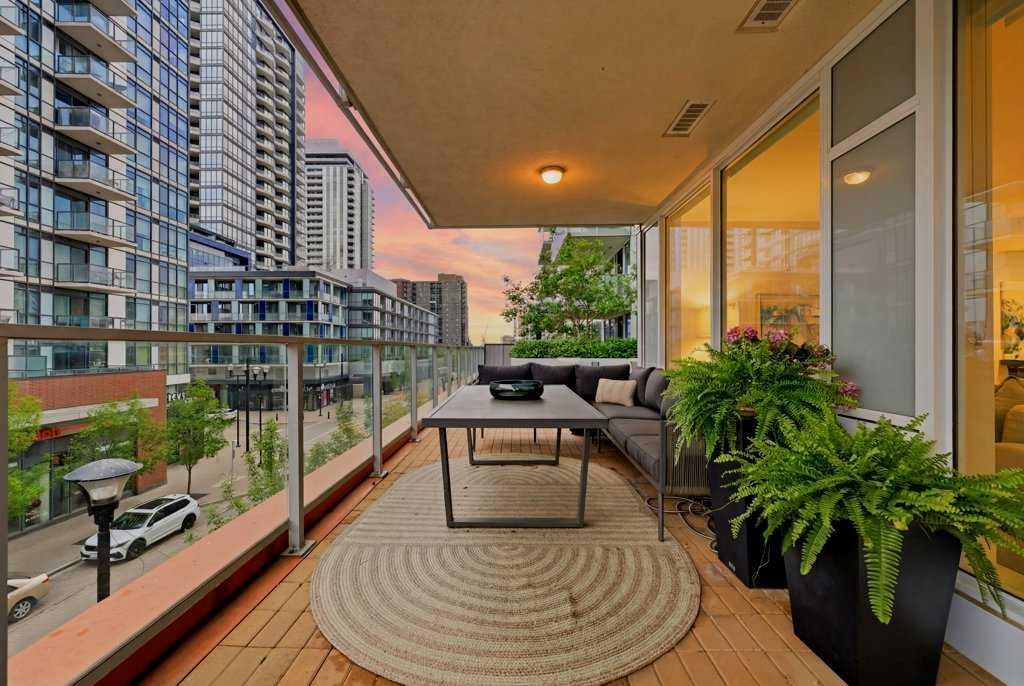 205-519 Riverfront Avenue Se, Calgary, AB - Outdoor With Exterior