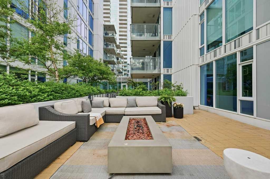 205-519 Riverfront Avenue Se, Calgary, AB - Outdoor With Exterior