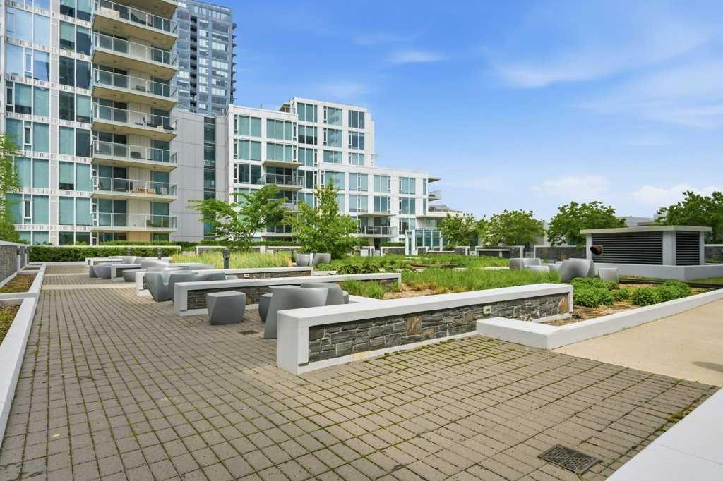 205-519 Riverfront Avenue Se, Calgary, AB - Outdoor