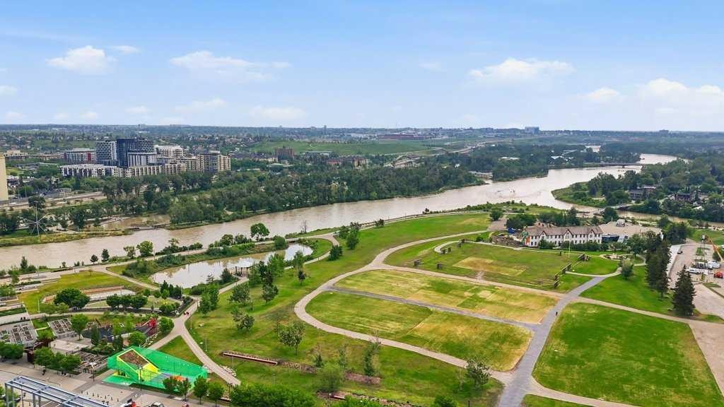 205-519 Riverfront Avenue Se, Calgary, AB - Outdoor With View