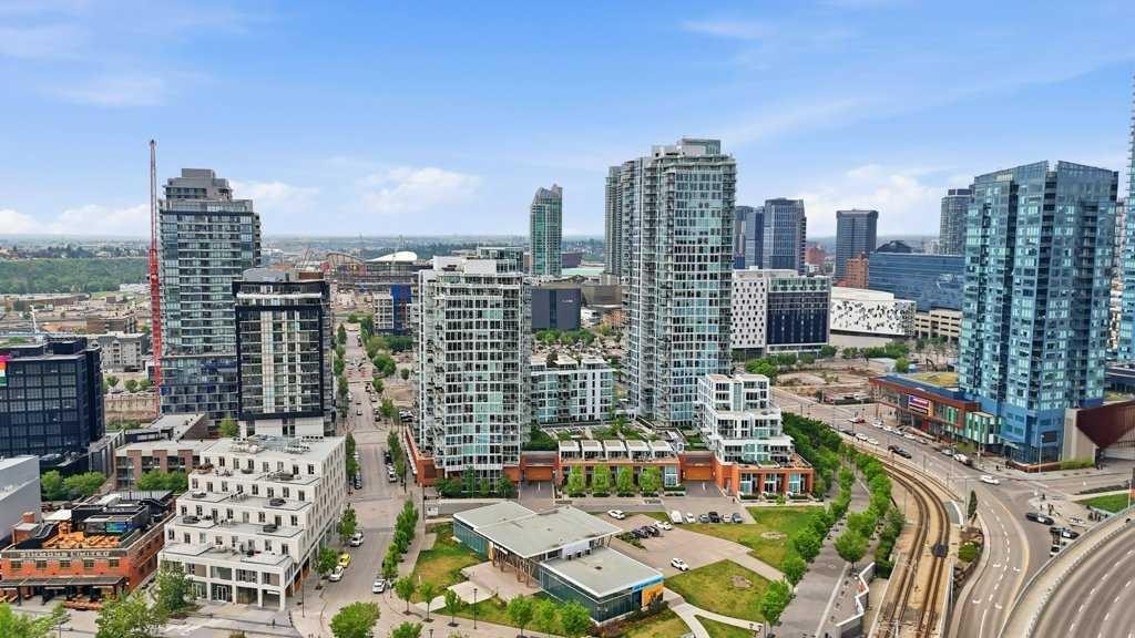 205-519 Riverfront Avenue Se, Calgary, AB - Outdoor With View