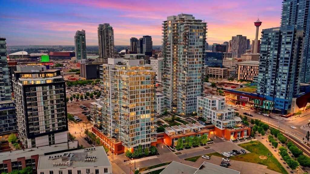 205-519 Riverfront Avenue Se, Calgary, AB - Outdoor With View