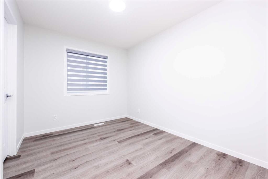 57 Corner Glen Row Ne, Calgary, AB