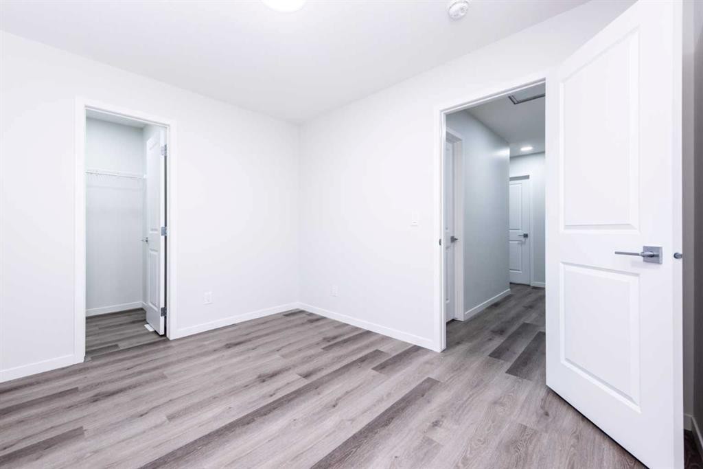 57 Corner Glen Row Ne, Calgary, AB