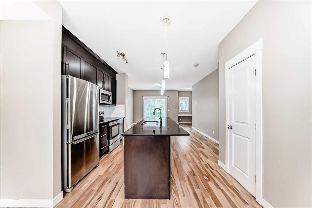 606 Skyview Point Place Ne, Calgary, AB