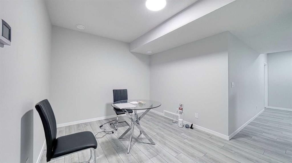 67 Setonstone Row Se, Calgary, AB - Indoor
