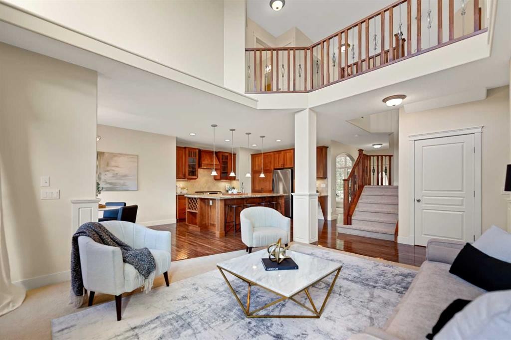 48 Strathlea Close Sw, Calgary, AB
