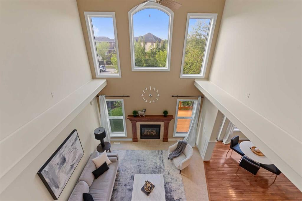 48 Strathlea Close Sw, Calgary, AB