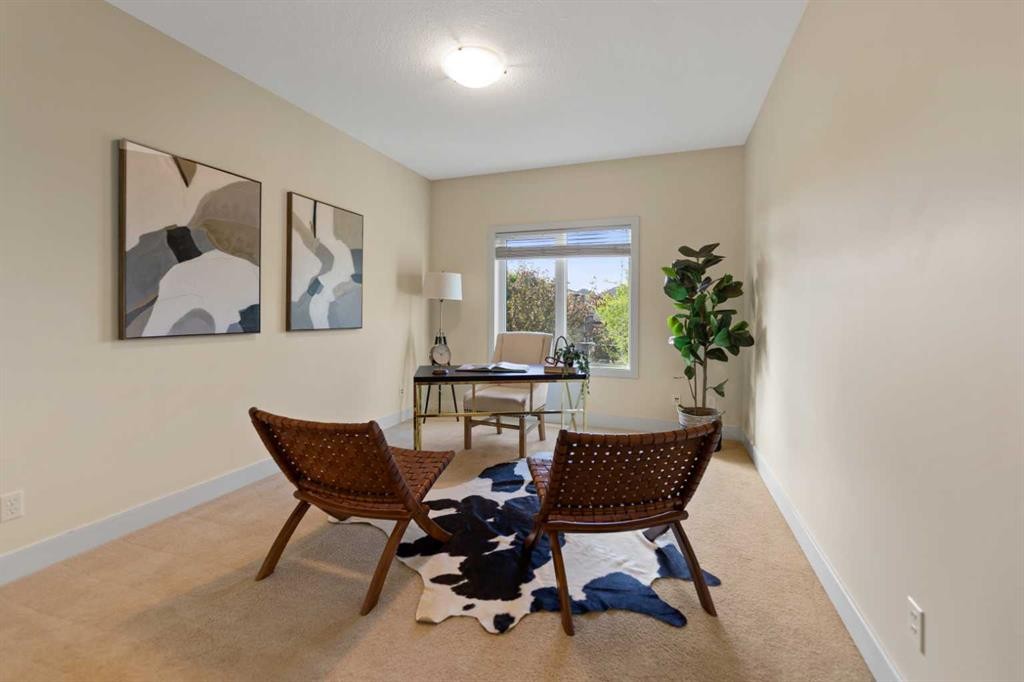 48 Strathlea Close Sw, Calgary, AB