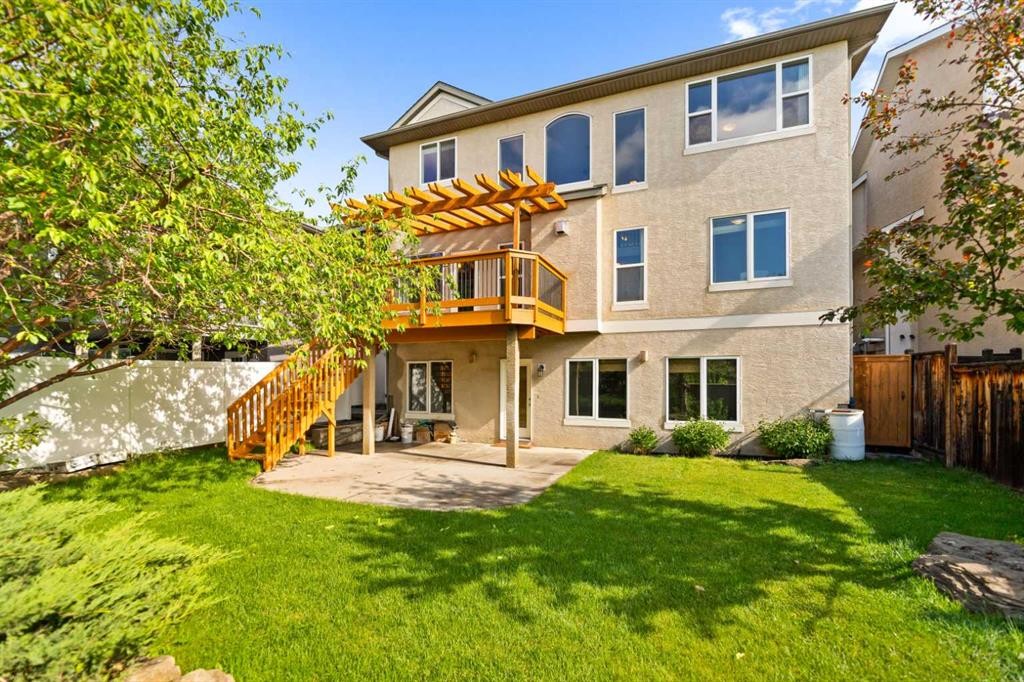 48 Strathlea Close Sw, Calgary, AB