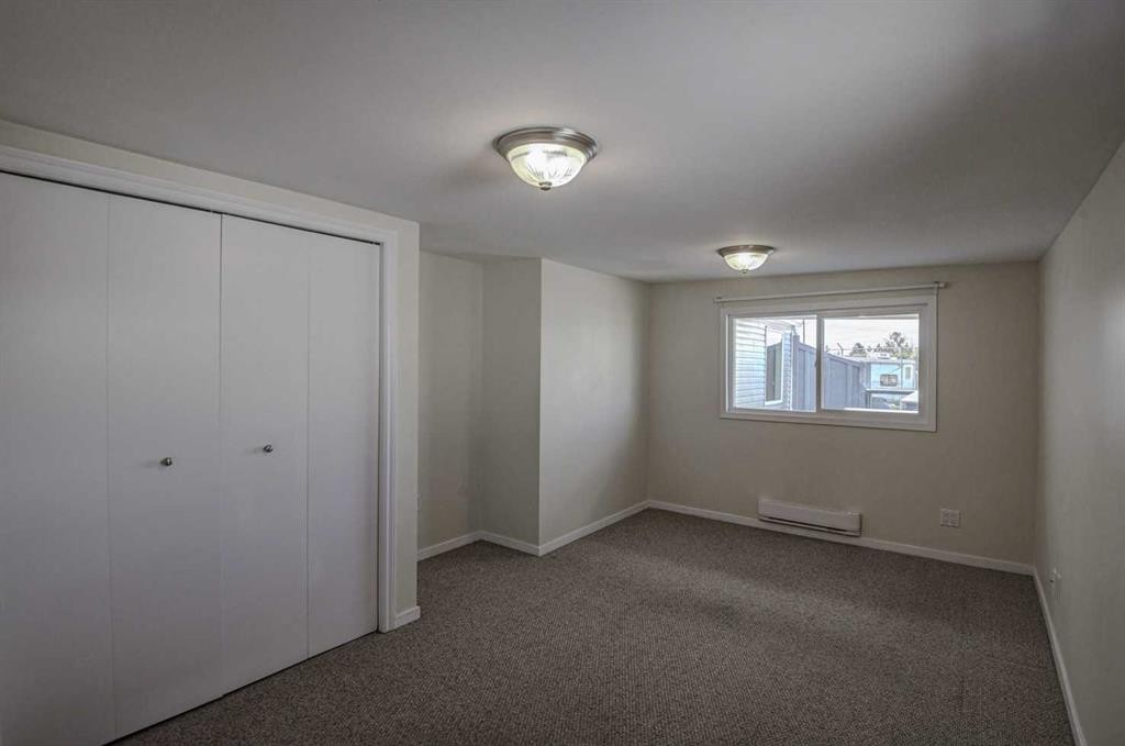 485-3223 83 Street Nw, Calgary, AB