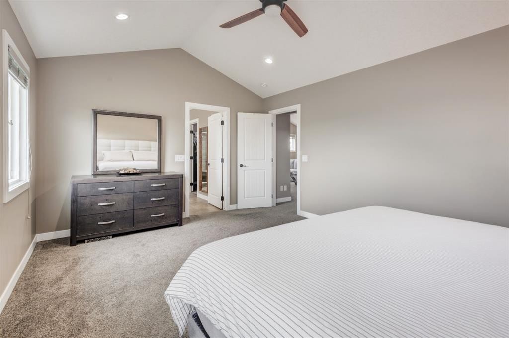 300 Aspenmere Way, Chestermere, AB