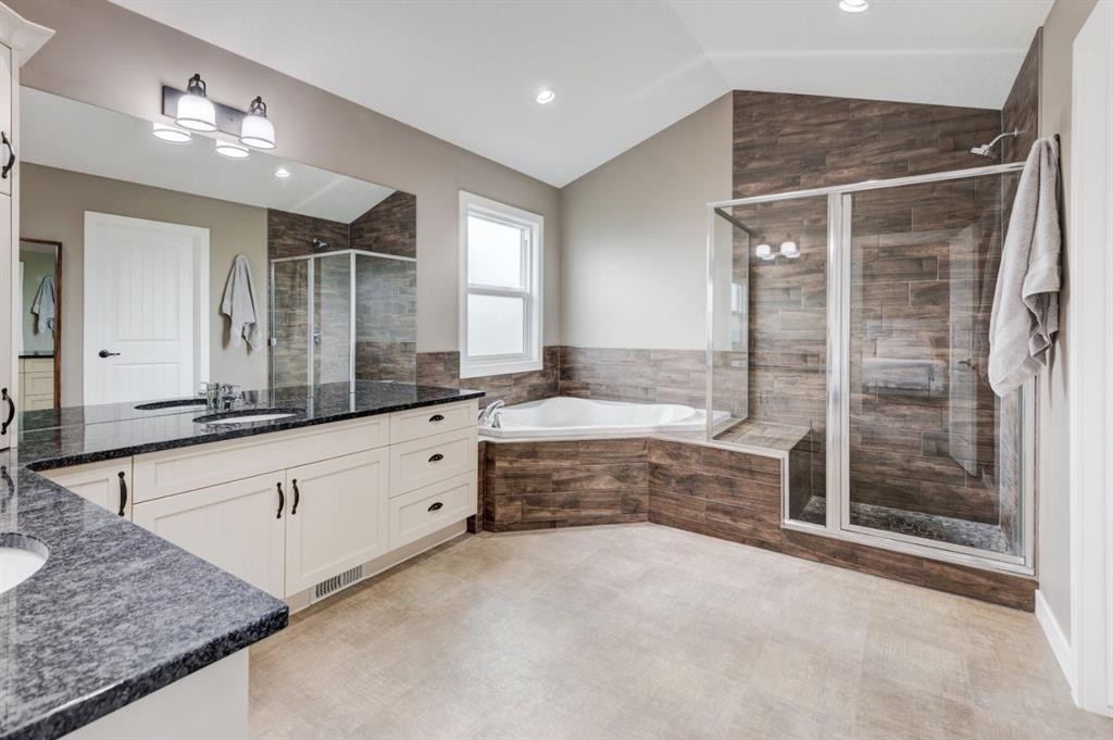 300 Aspenmere Way, Chestermere, AB