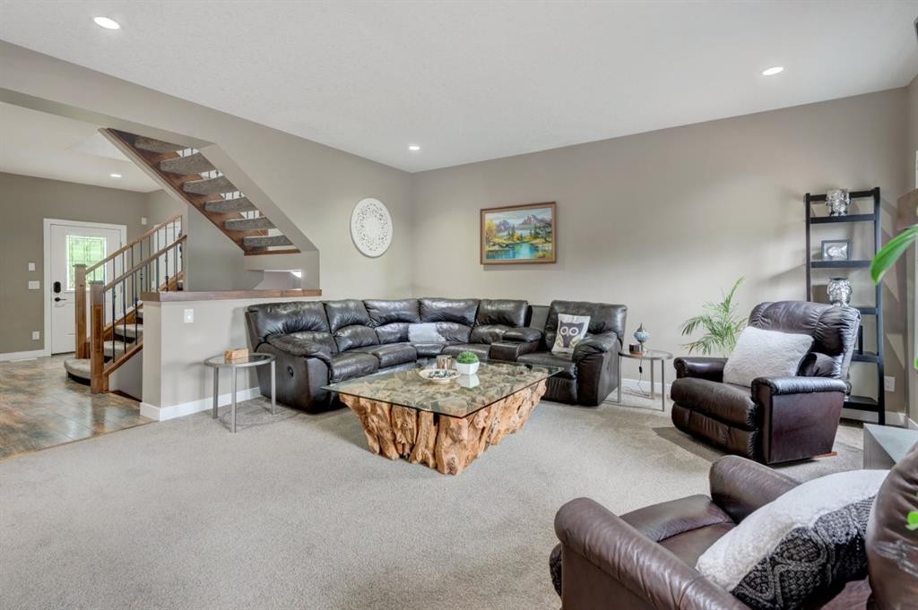 300 Aspenmere Way, Chestermere, AB