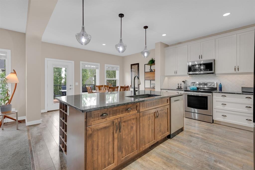 300 Aspenmere Way, Chestermere, AB
