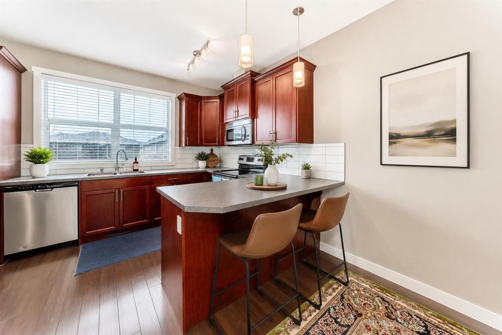 608 Redstone View Ne, Calgary, AB