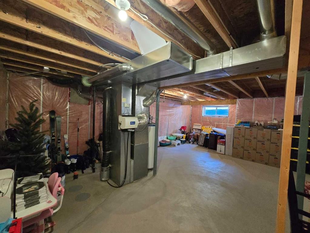 73 Royal Birch Way Nw, Calgary, AB