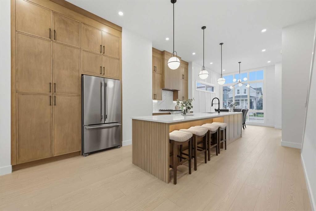 806 23 Avenue Se, Calgary, AB