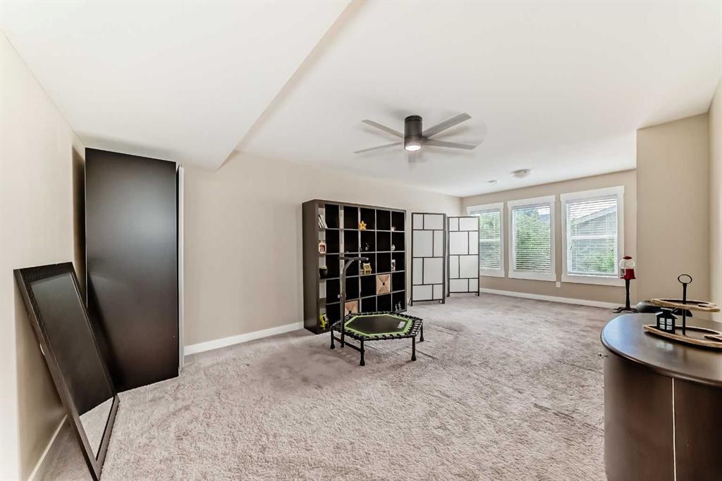320 Rainbow Falls Green, Chestermere, AB