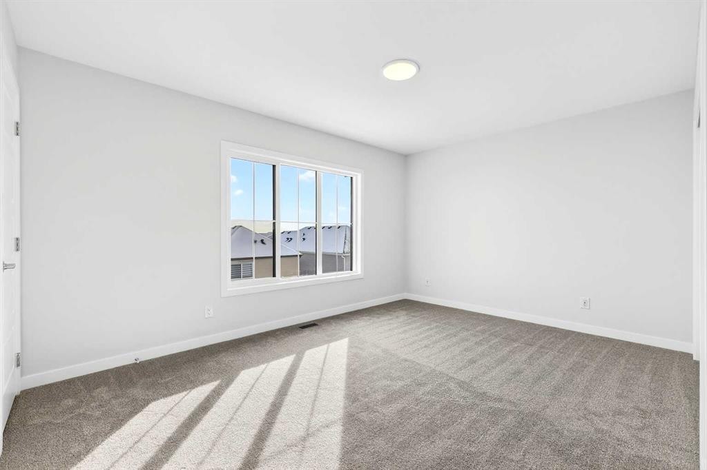 117-1750 Rangeview Drive Se, Calgary, AB
