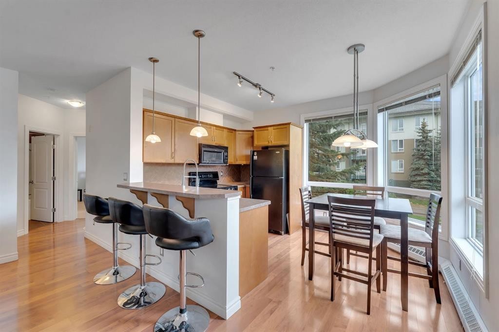 233-3111 34 Avenue Nw, Calgary, AB - Indoor