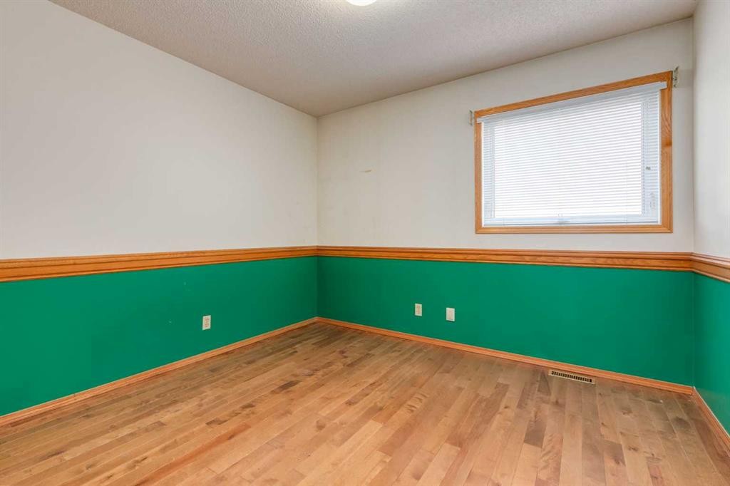 183 Edgevalley Circle Nw, Calgary, AB
