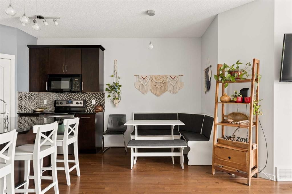 74 Autumn Crescent Se, Calgary, AB