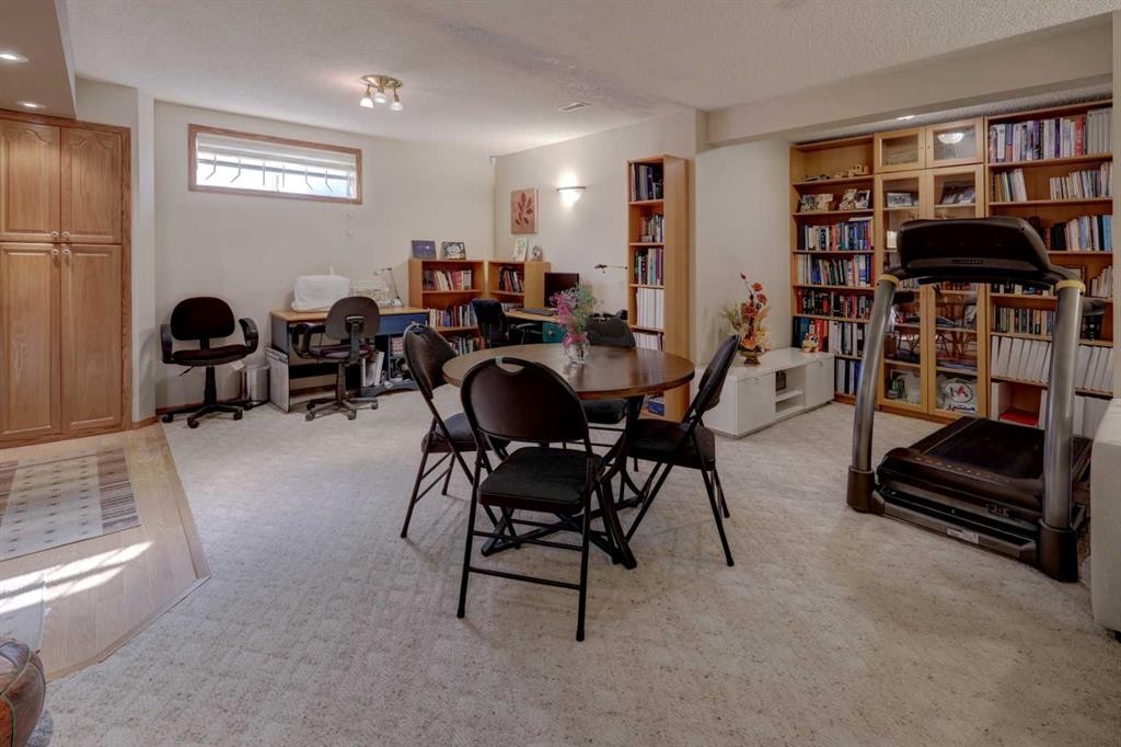 10262 Hamptons Boulevard Nw, Calgary, AB