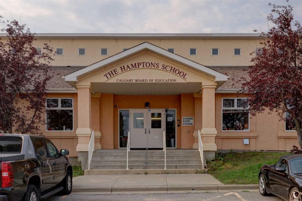 10262 Hamptons Boulevard Nw, Calgary, AB