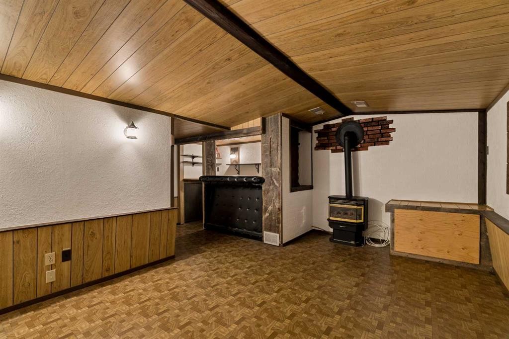 32 Gladeview Crescent Sw, Calgary, AB - Indoor