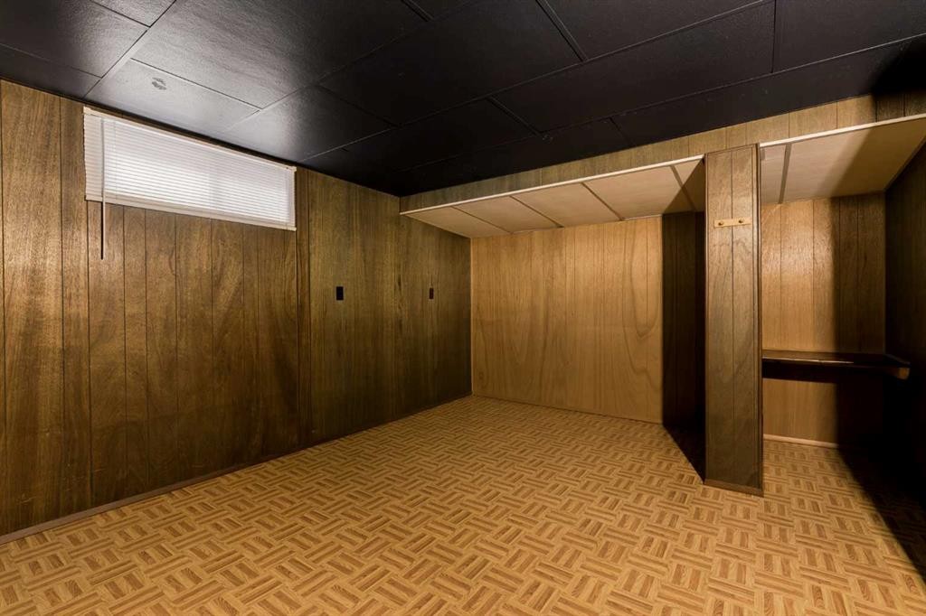 32 Gladeview Crescent Sw, Calgary, AB - Indoor
