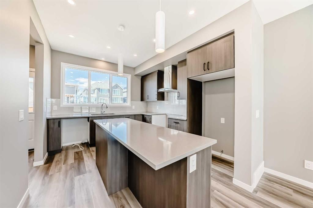 1342 Mahogany Boulevard Se, Calgary, AB - Indoor Photo Showing Kitchen