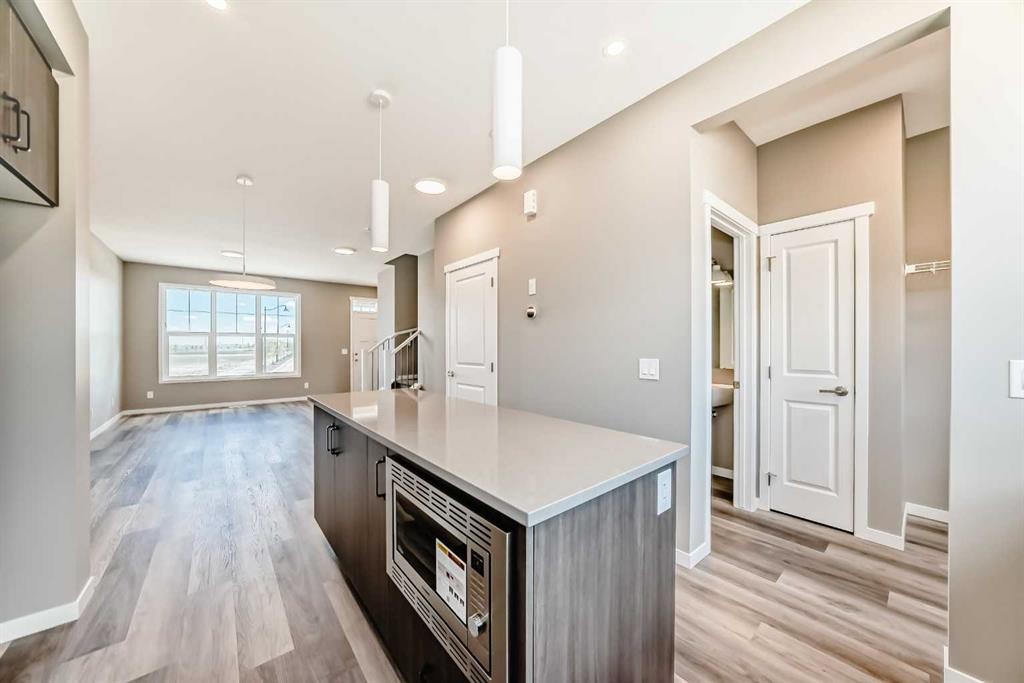 1342 Mahogany Boulevard Se, Calgary, AB - Indoor