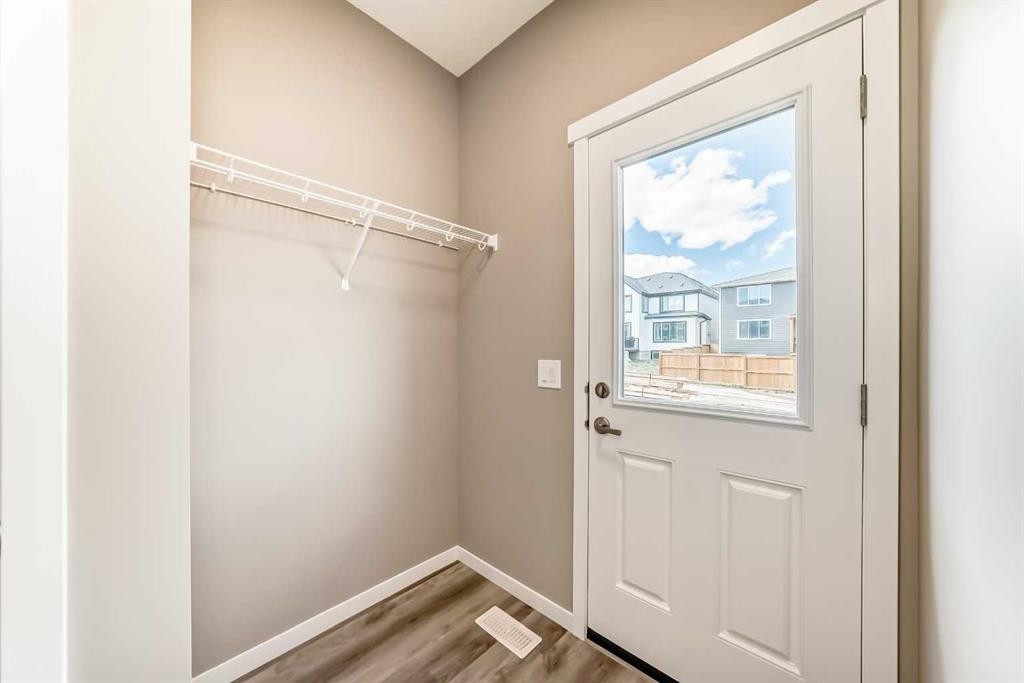 1342 Mahogany Boulevard Se, Calgary, AB - Indoor