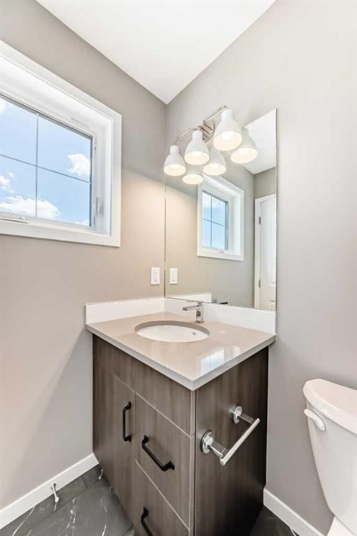 1342 Mahogany Boulevard Se, Calgary, AB - Indoor Photo Showing Bathroom