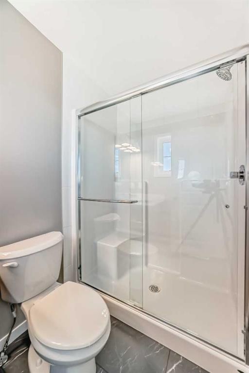 1342 Mahogany Boulevard Se, Calgary, AB - Indoor Photo Showing Bathroom