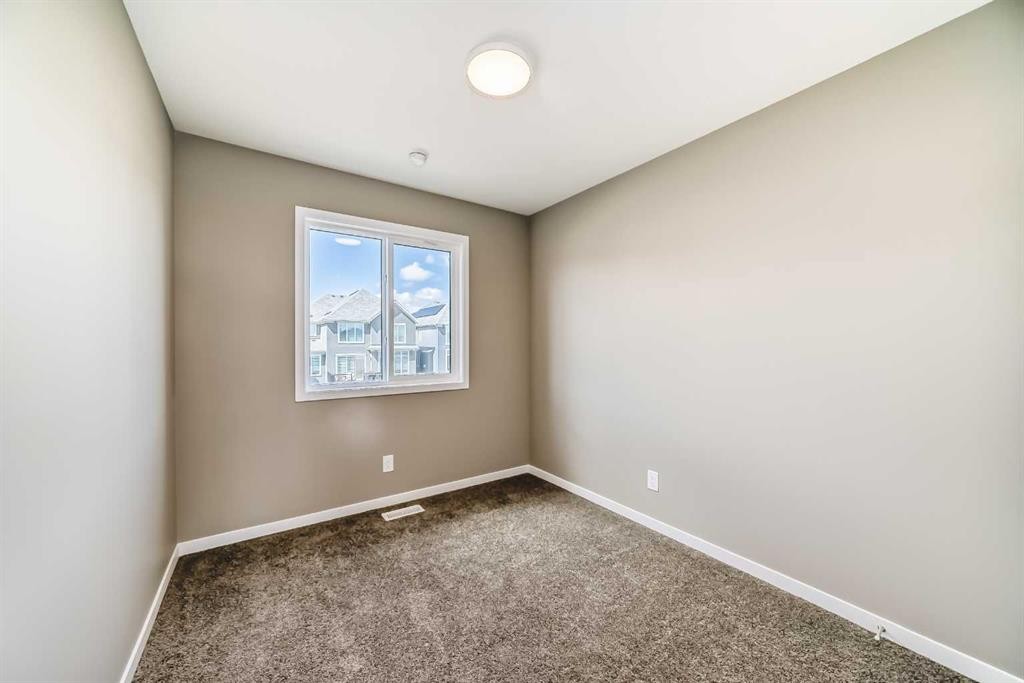 1342 Mahogany Boulevard Se, Calgary, AB - Indoor Photo Showing Other Room