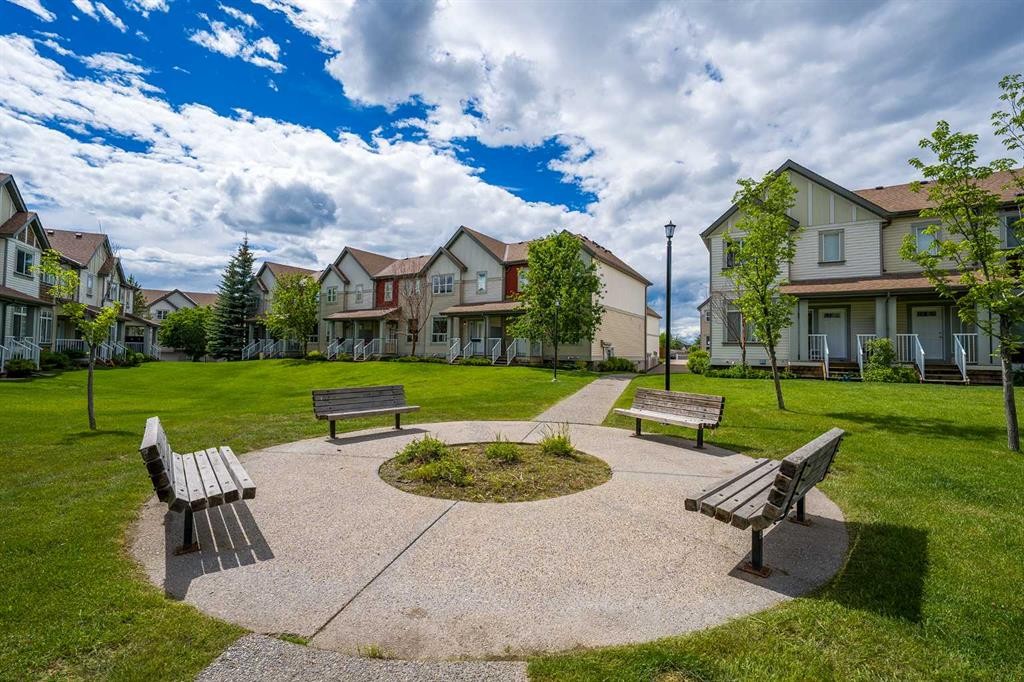 187 Copperstone Cove Se, Calgary, AB
