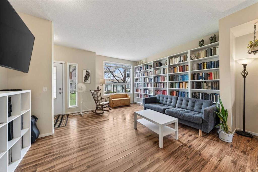 187 Copperstone Cove Se, Calgary, AB
