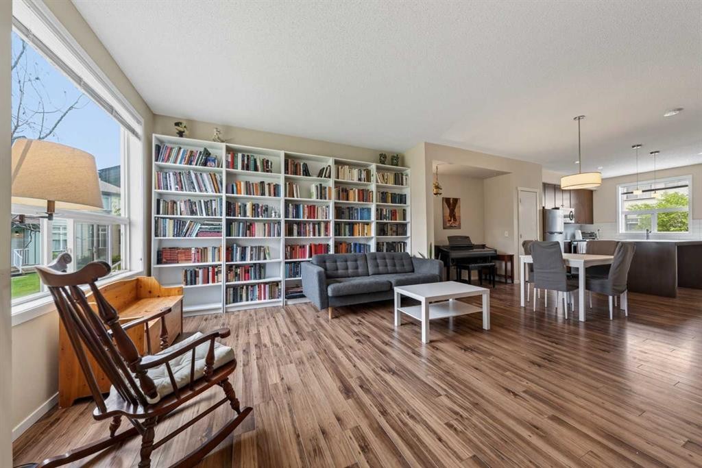 187 Copperstone Cove Se, Calgary, AB